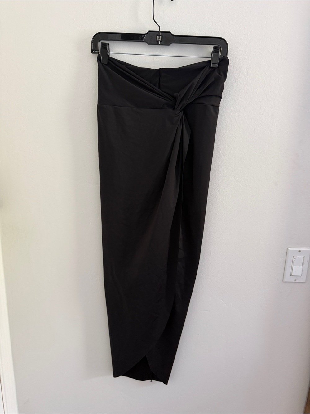 SKIMS Black Twist Front Swim Coverup Sarong